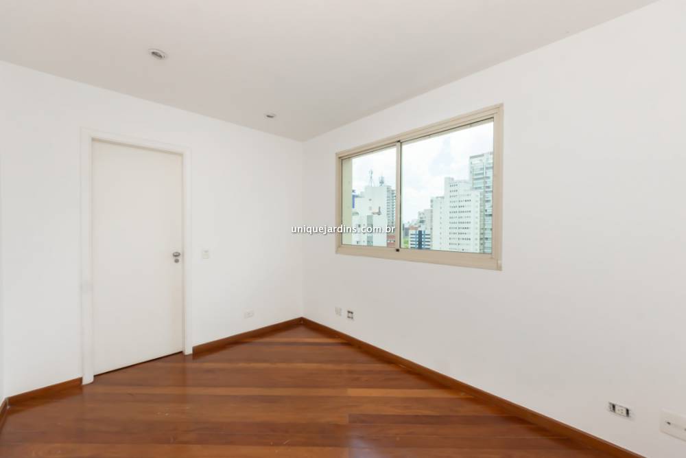 Apartamento à venda na Avenida JacutingaMoema - apartamento-moema-sao-paulo-102311-17.jpg