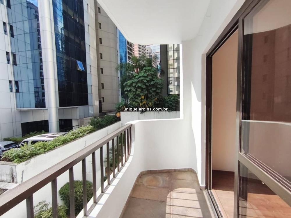 Apartamento para alugar na Rua Luísa JúliaItaim Bibi - apartamento-itaim-bibi-sao-paulo-120108-3.jpg