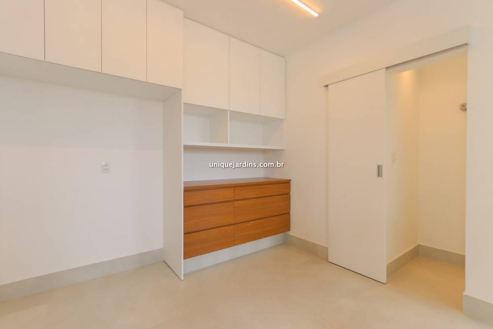 Apartamento à venda na Rua Doutor Albuquerque LinsHigienópolis - 999-apartamento-higienopolis-sao-paulo-183914-4.jpg