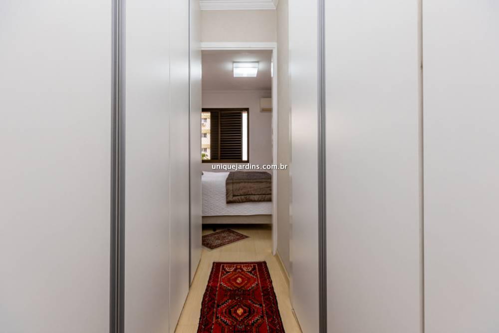 Apartamento à venda na Rua Comendador Miguel CalfatVila Nova Conceição - 999-apartamento-vila-nova-conceicao-sao-paulo-093015-11.jpg