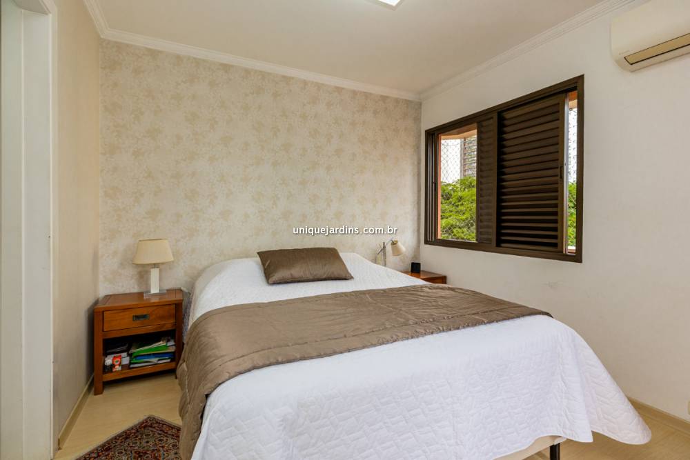 Apartamento à venda na Rua Comendador Miguel CalfatVila Nova Conceição - 999-apartamento-vila-nova-conceicao-sao-paulo-093015-13.jpg