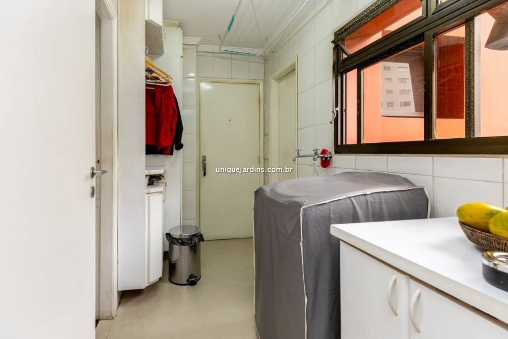 Apartamento à venda na Rua Comendador Miguel CalfatVila Nova Conceição - 999-apartamento-vila-nova-conceicao-sao-paulo-093032-5.jpg