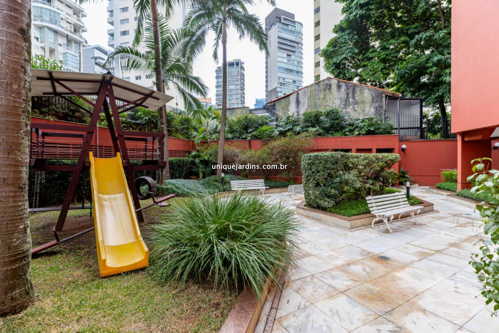 Apartamento à venda na Rua Comendador Miguel CalfatVila Nova Conceição - 999-apartamento-vila-nova-conceicao-sao-paulo-093042-0.jpg