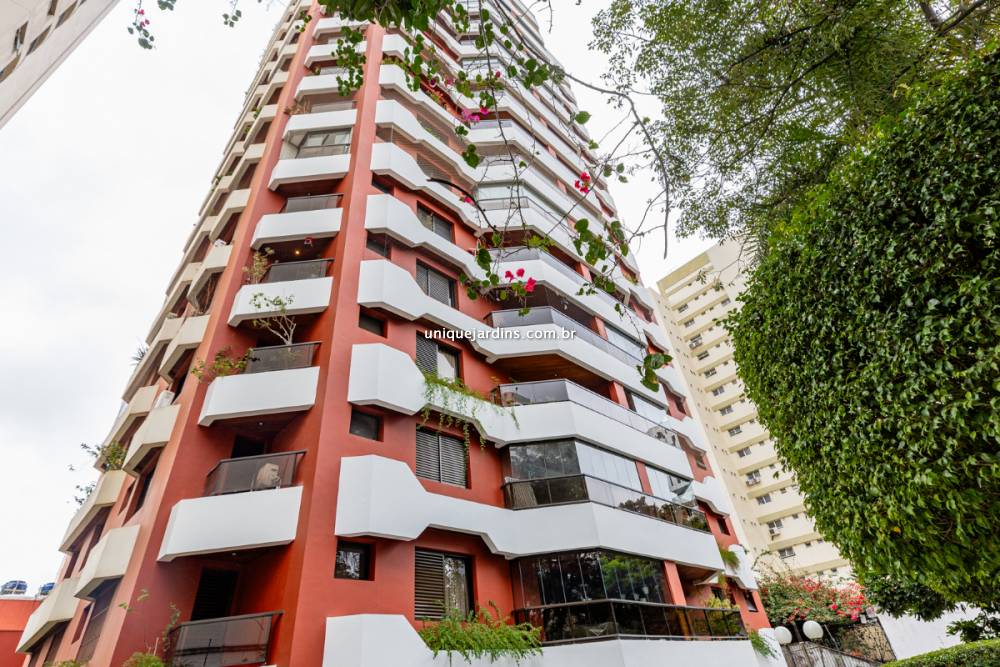 Apartamento à venda na Rua Comendador Miguel CalfatVila Nova Conceição - 999-apartamento-vila-nova-conceicao-sao-paulo-093043-8.jpg