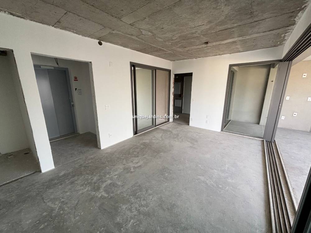 Apartamento à venda na Avenida MoemaMoema - 999-apartamento-moema-sao-paulo-102556-2.jpg