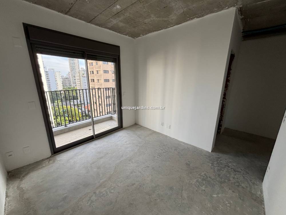 Apartamento à venda na Avenida MoemaMoema - 999-apartamento-moema-sao-paulo-102556-3.jpg