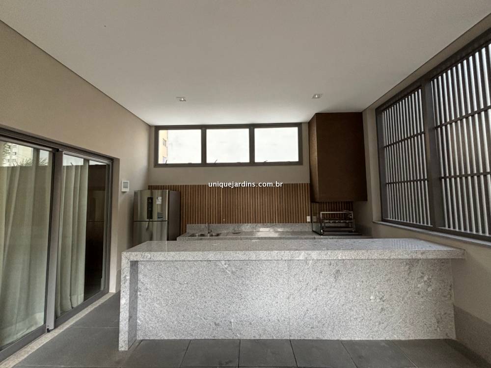 Apartamento à venda na Avenida MoemaMoema - 999-apartamento-moema-sao-paulo-102627-3.jpg