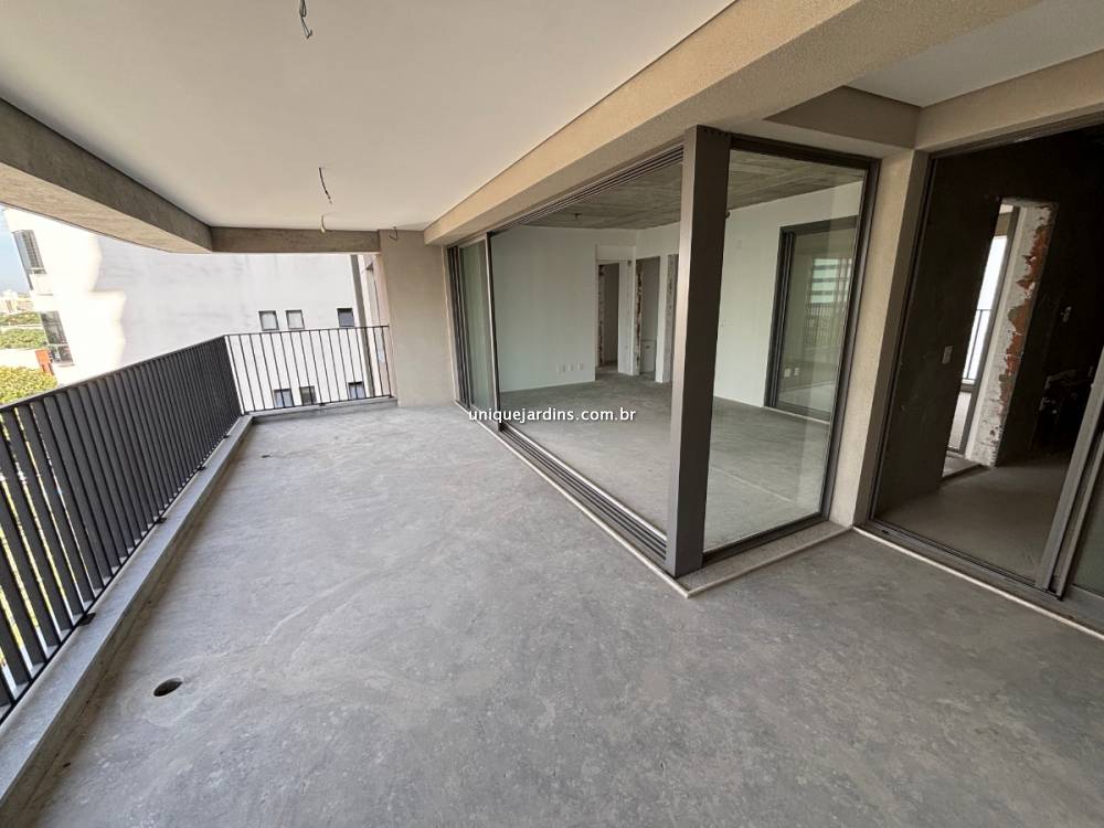 Apartamento à venda na Avenida MoemaMoema - apartamento-moema-sao-paulo-102528-2.jpg