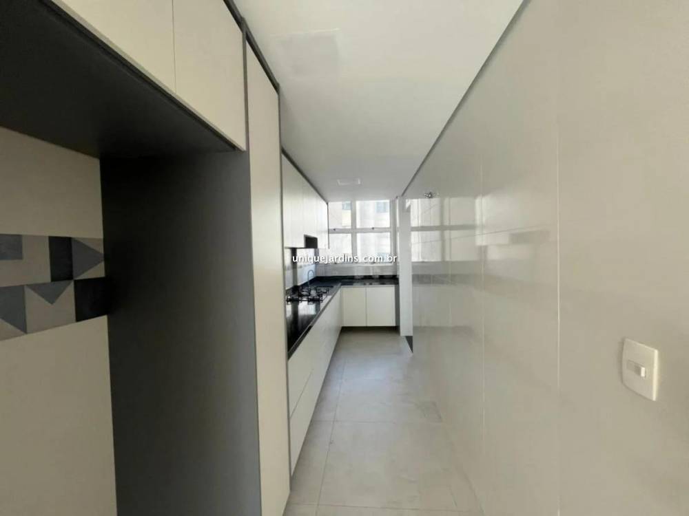 Apartamento para alugar na Rua Manuel GuedesItaim Bibi - 999-apartamento-itaim-bibi-sao-paulo-082903-3.jpg