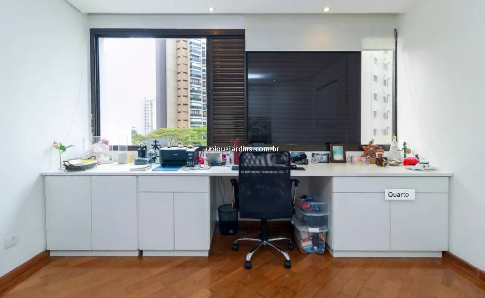 Apartamento à venda na Rua Volta RedondaCampo Belo - 999-apartamento-campo-belo-sao-paulo-100438-1.jpg