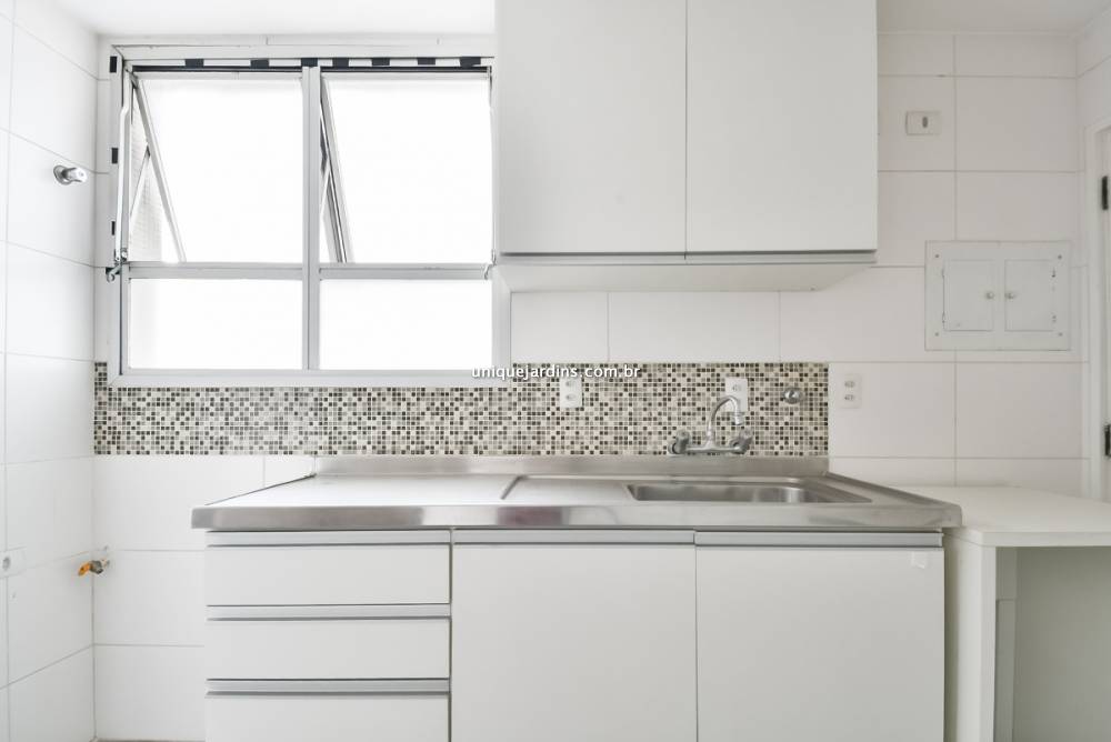Apartamento à venda na Rua ViradouroItaim Bibi - 999-apartamento-itaim-bibi-sao-paulo-085355-0.jpg