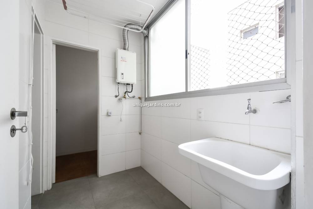 Apartamento à venda na Rua ViradouroItaim Bibi - 999-apartamento-itaim-bibi-sao-paulo-085356-1.jpg