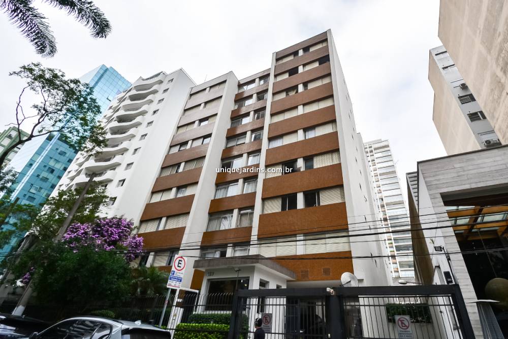 Apartamento à venda na Rua ViradouroItaim Bibi - 999-apartamento-itaim-bibi-sao-paulo-085420-1.jpg