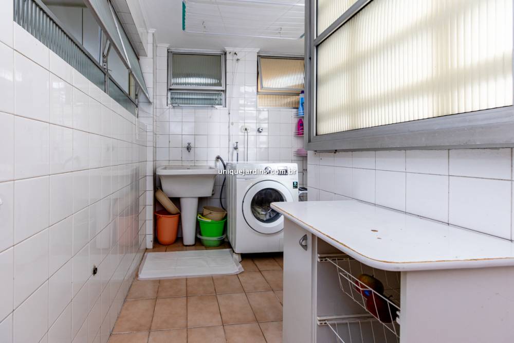 Apartamento à venda na Rua TabapuãItaim Bibi - 999-apartamento-itaim-bibi-sao-paulo-092437-8.jpg