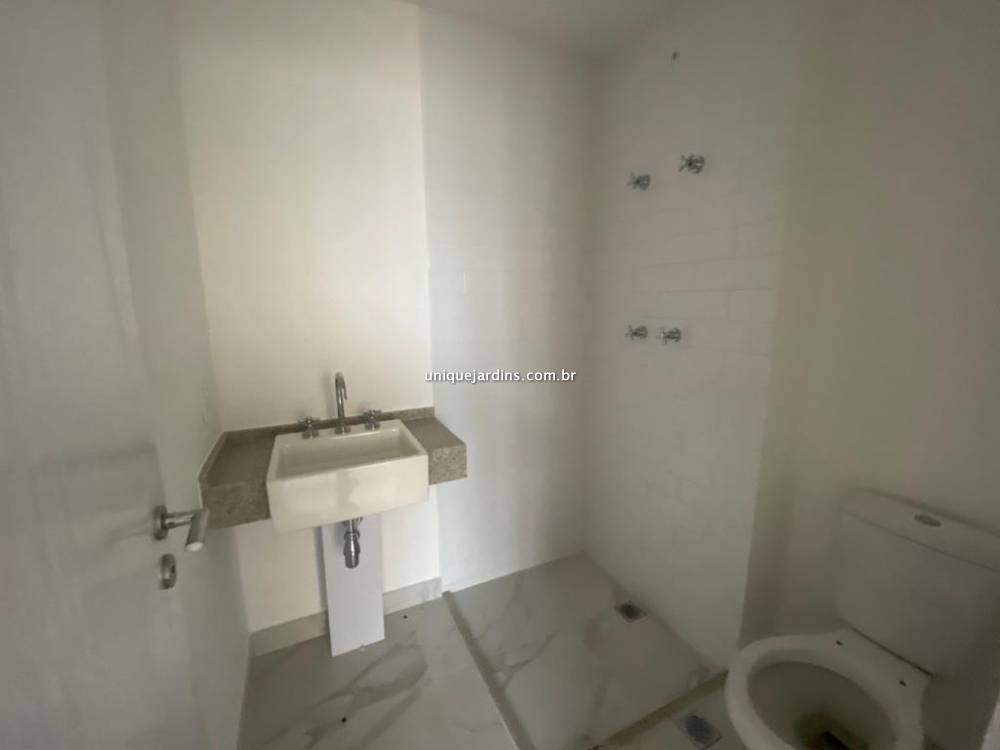 Apartamento à venda na Rua Alves GuimarãesPinheiros - 999-apartamento-pinheiros-sao-paulo-095300-2.jpg