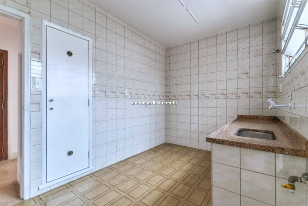 Apartamento à venda na Rua Treze de MaioBela Vista - apartamento-bela-vista-sao-paulo-143250-0.jpg