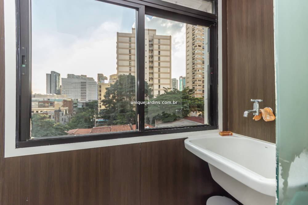 Apartamento à venda na Rua Monte AprazívelVila Nova Conceição - 999-apartamento-vila-nova-conceicao-sao-paulo-123137-2.jpg