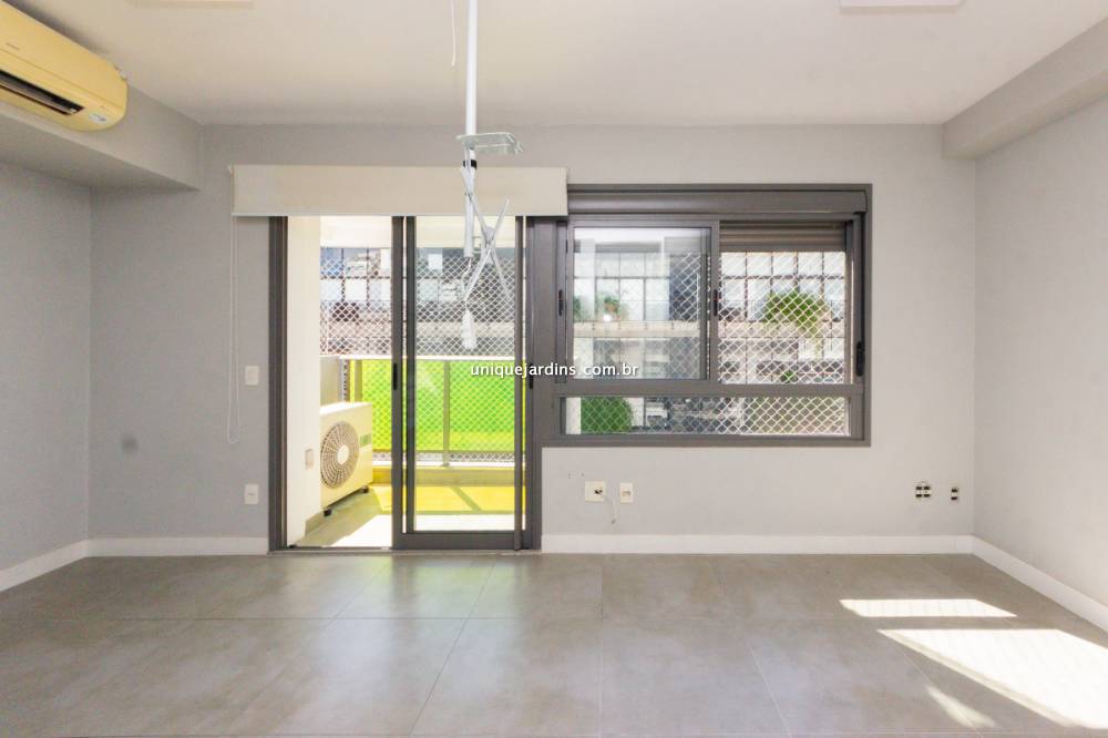 Apartamento à venda na Rua NatinguiVila Madalena - 999-apartamento-vila-madalena-sao-paulo-153100-8.jpg