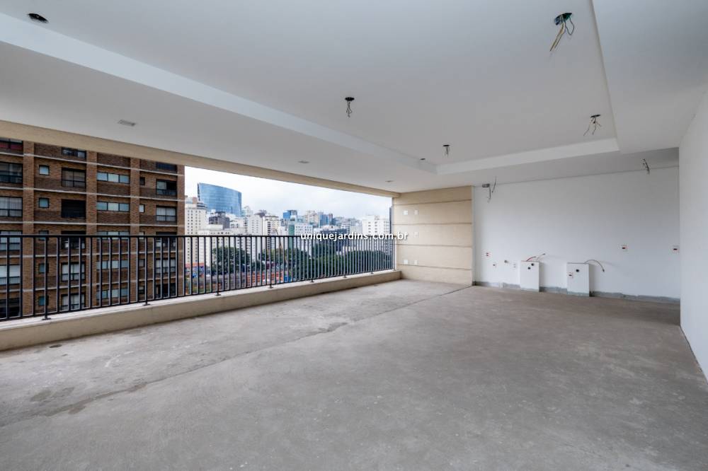 Apartamento à venda na Rua Doutor Eduardo de Souza AranhaVila Nova Conceição - 999-apartamento-vila-olimpia-sao-paulo-135612-11.jpg