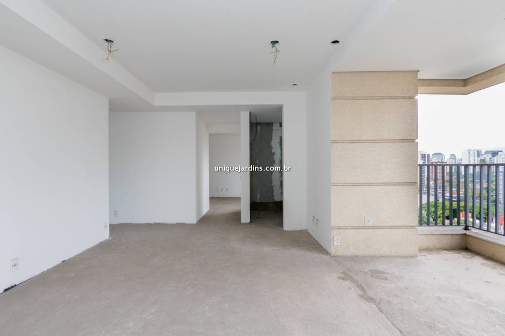Apartamento à venda na Rua Doutor Eduardo de Souza AranhaVila Nova Conceição - 999-apartamento-vila-olimpia-sao-paulo-135613-14.jpg