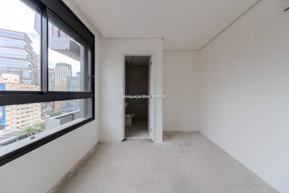Apartamento à venda na Rua Bastos PereiraVila Nova Conceição - 999-apartamento-vila-nova-conceicao-sao-paulo-142542-7.jpg