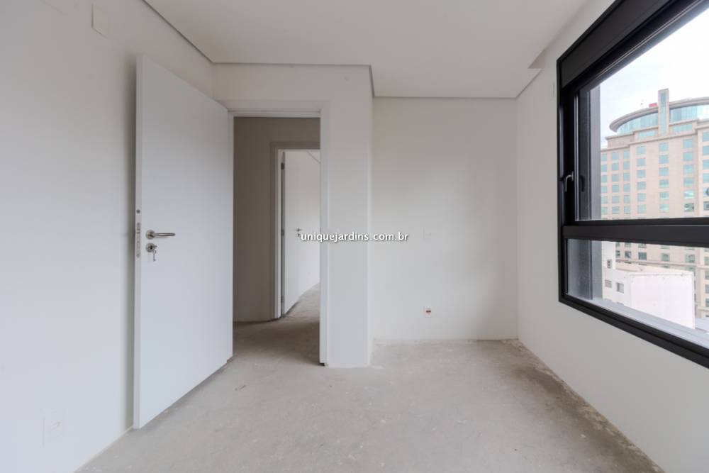 Apartamento à venda na Rua Bastos PereiraVila Nova Conceição - 999-apartamento-vila-nova-conceicao-sao-paulo-142542-8.jpg