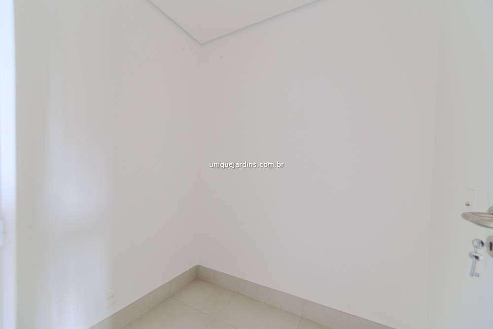 Apartamento à venda na Rua Bastos PereiraVila Nova Conceição - 999-apartamento-vila-nova-conceicao-sao-paulo-142544-15.jpg