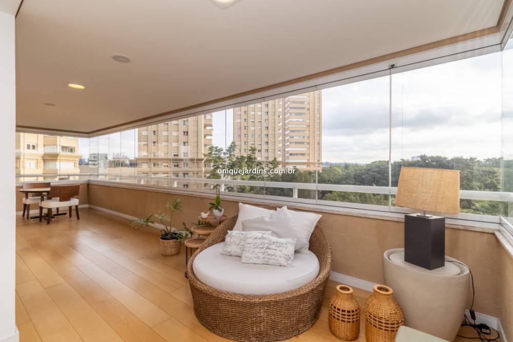 Apartamento à venda na Avenida Dra. Ruth CardosoAlto de Pinheiros - apartamento-alto-de-pinheiros-sao-paulo-141651-1.jpg