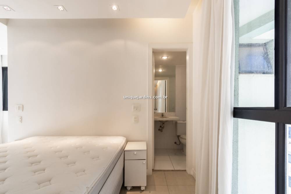 Apartamento à venda na Rua Mourato CoelhoPinheiros - 999-apartamento-pinheiros-sao-paulo-102634-5.jpg