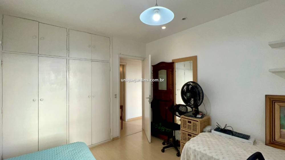 Apartamento à venda na Alameda Ministro Rocha AzevedoJardim América - 999-apartamento-jardim-america-sao-paulo-131631-1.jpg