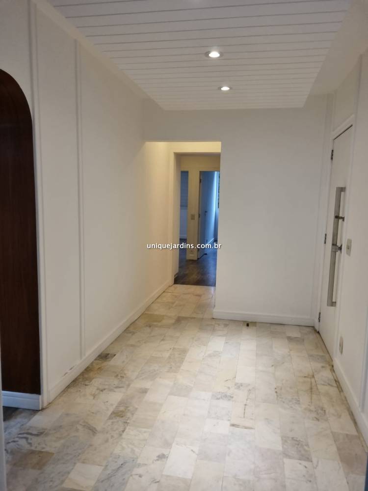 Apartamento à venda na Rua Oscar FreireJardim América - apartamento-jardim-america-sao-paulo-110212-0.jpg