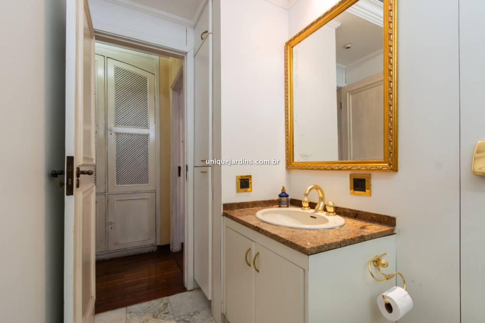 Apartamento à venda na Alameda Ministro Rocha AzevedoJardim América - 999-apartamento-jardim-america-sao-paulo-132055-12.jpg
