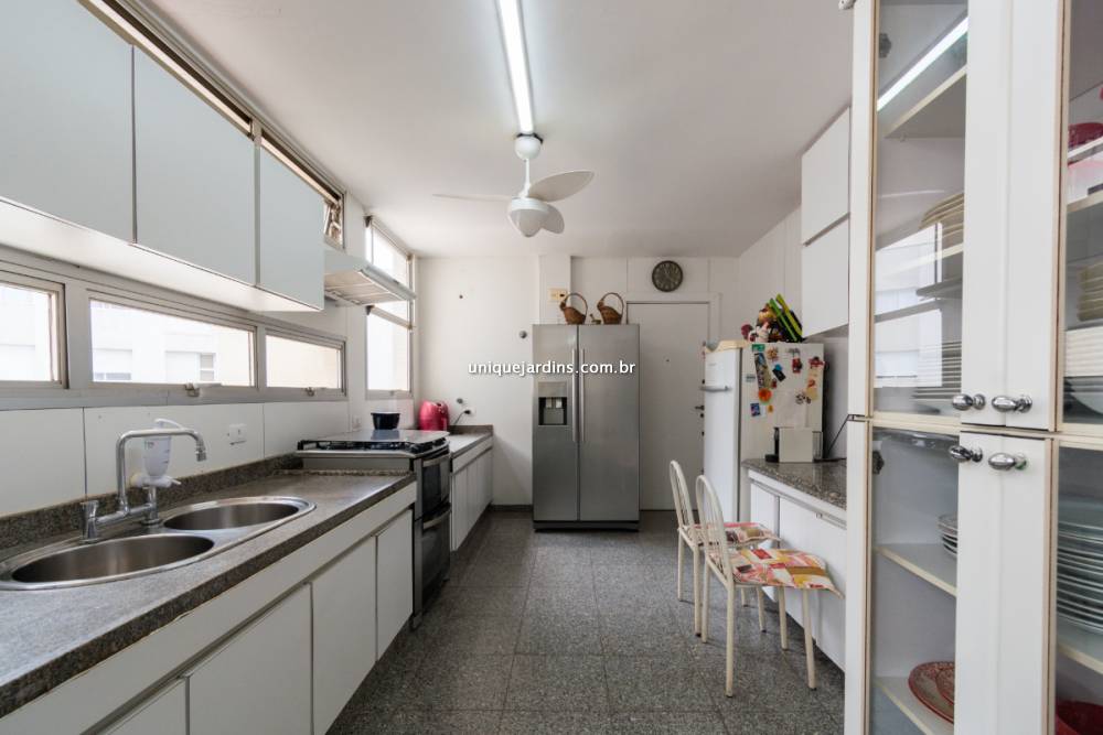 Apartamento à venda na Alameda Ministro Rocha AzevedoJardim América - apartamento-jardim-america-sao-paulo-132040-17.jpg