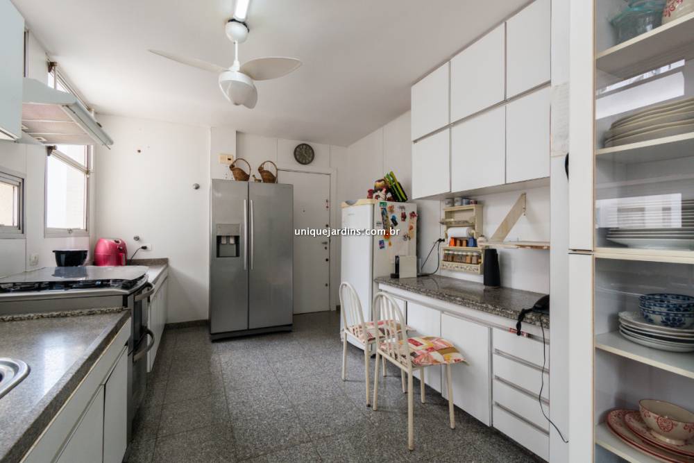 Apartamento à venda na Alameda Ministro Rocha AzevedoJardim América - apartamento-jardim-america-sao-paulo-132040-19.jpg