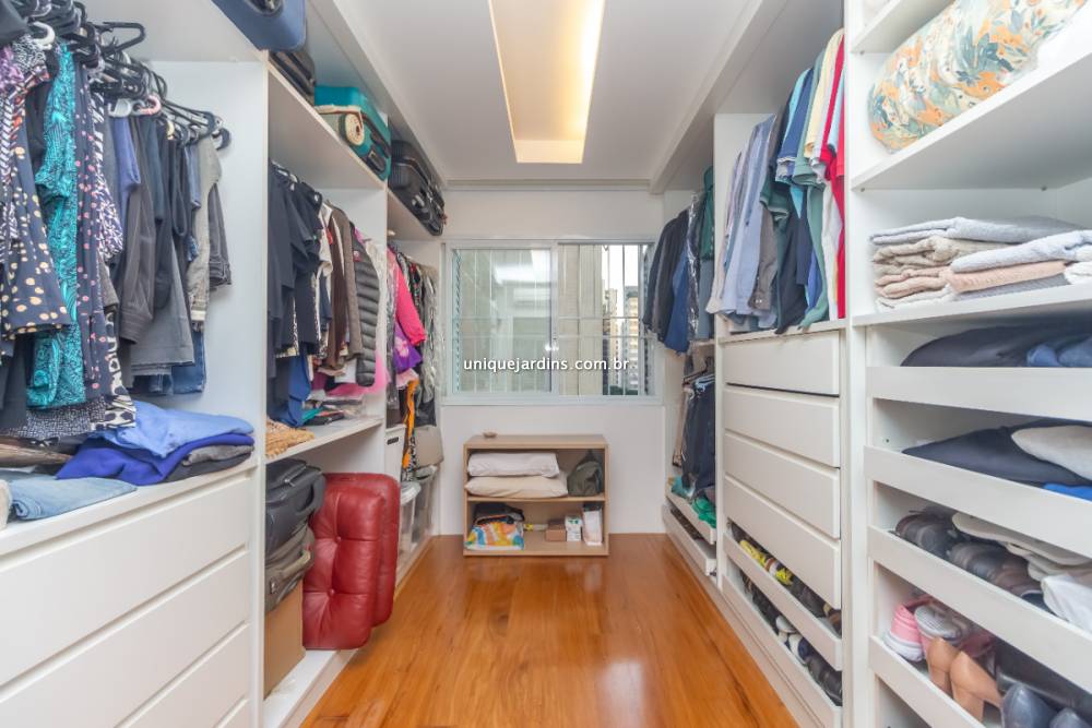 Apartamento à venda na Rua Jesuíno ArrudaItaim Bibi - 999-apartamento-itaim-bibi-sao-paulo-133434-0.jpg
