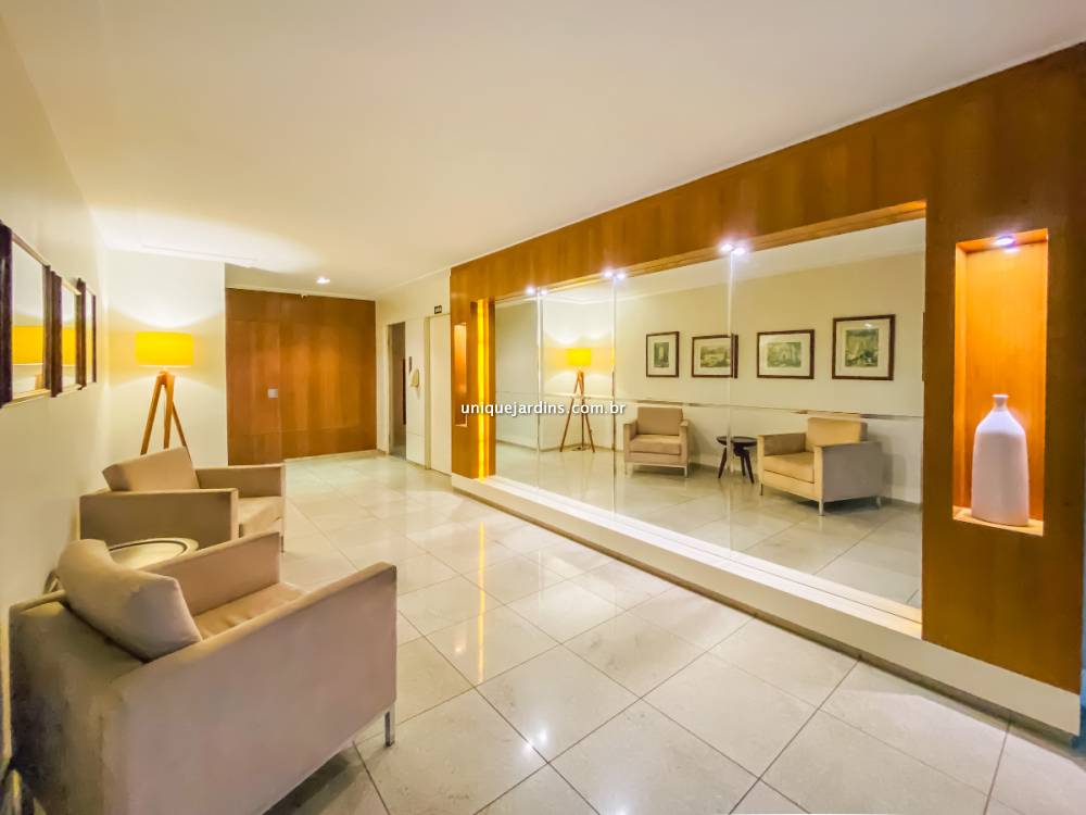 Apartamento à venda na Rua Jesuíno ArrudaItaim Bibi - 999-apartamento-itaim-bibi-sao-paulo-133448-4.jpg