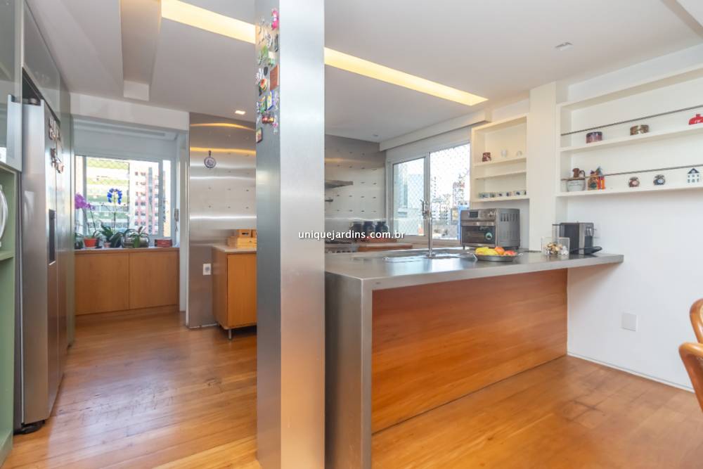 Apartamento à venda na Rua Jesuíno ArrudaItaim Bibi - apartamento-itaim-bibi-sao-paulo-133324-7.jpg