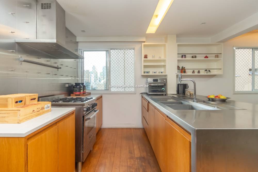 Apartamento à venda na Rua Jesuíno ArrudaItaim Bibi - apartamento-itaim-bibi-sao-paulo-133324-8.jpg