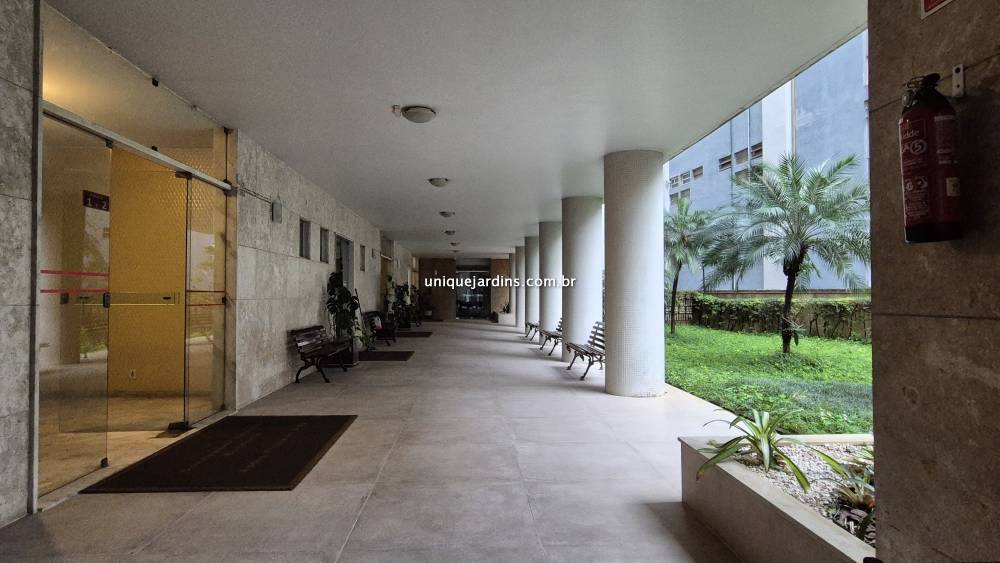 Apartamento à venda na Rua Conselheiro BroteroHigienópolis - 999-apartamento-higienopolis-sao-paulo-122648-0.jpg