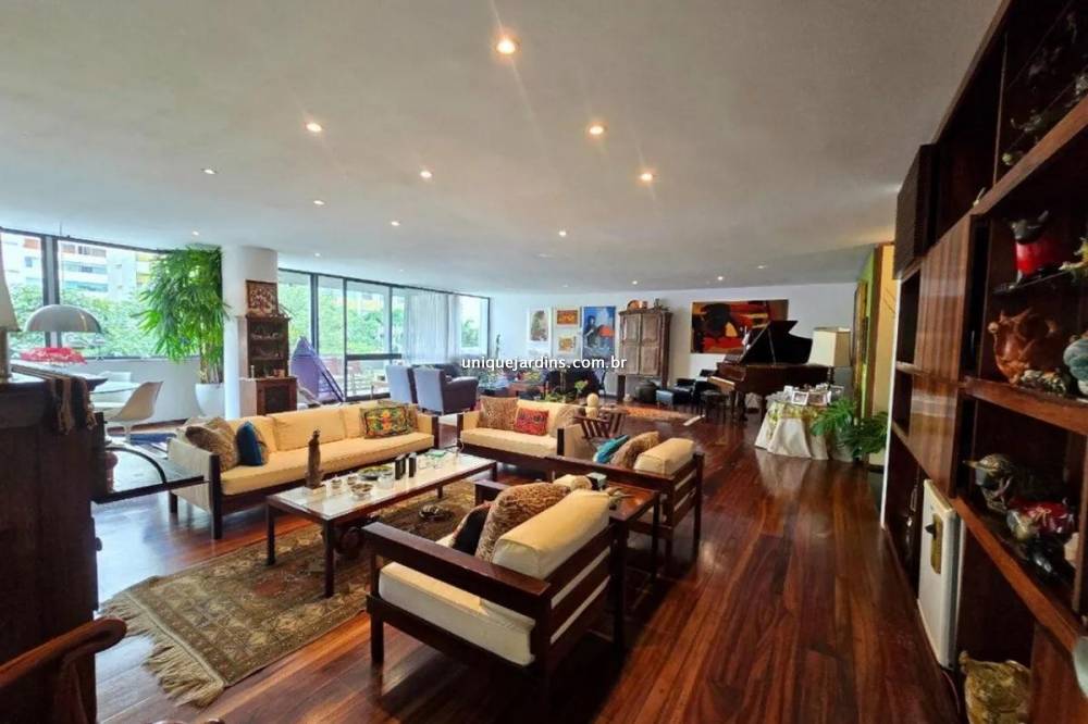 Apartamento à venda na Alameda LorenaJardim América - 999-apartamento-jardim-paulista-sao-paulo-101918-0.jpg