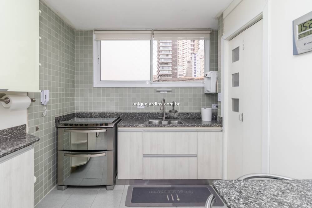 Apartamento à venda na Rua Antônio FelícioItaim Bibi - 999-apartamento-itaim-bibi-sao-paulo-110438-1.jpg