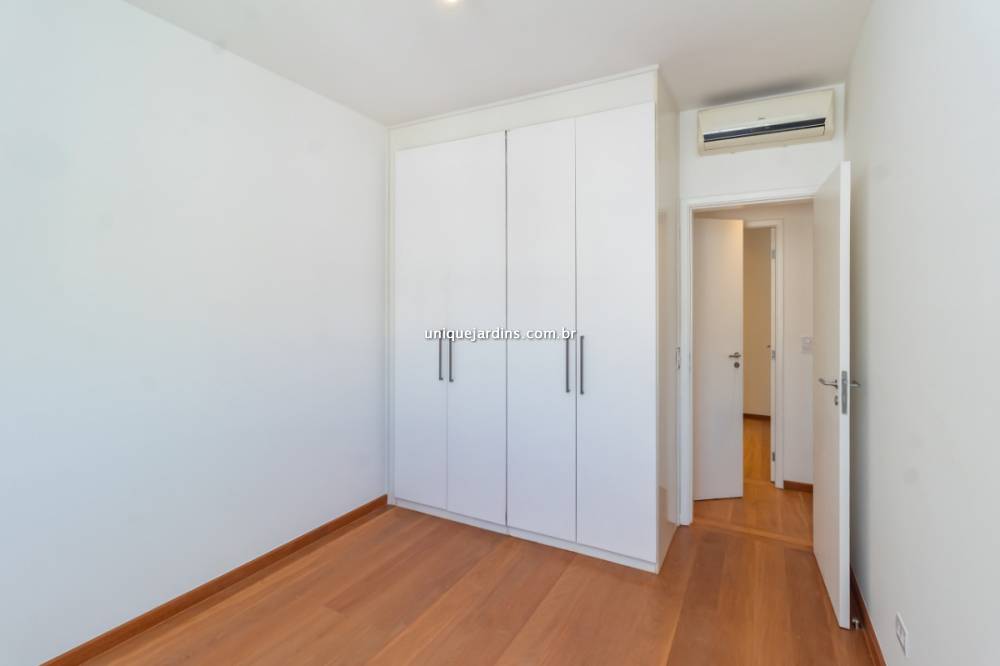 Apartamento à venda na Rua Pedroso AlvarengaItaim Bibi - apartamento-itaim-bibi-sao-paulo-092139-10.jpg