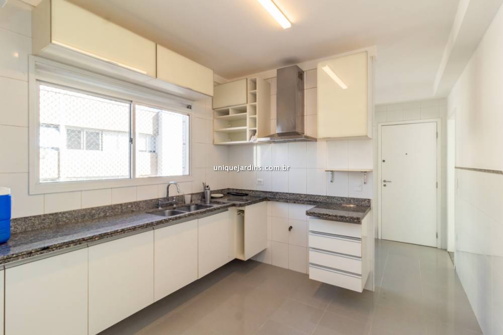 Apartamento à venda na Rua Pedroso AlvarengaItaim Bibi - apartamento-itaim-bibi-sao-paulo-092139-15.jpg