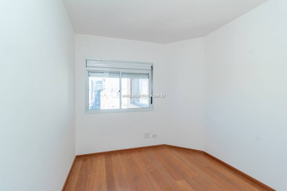 Apartamento à venda na Rua Pedroso AlvarengaItaim Bibi - apartamento-itaim-bibi-sao-paulo-092139-9.jpg