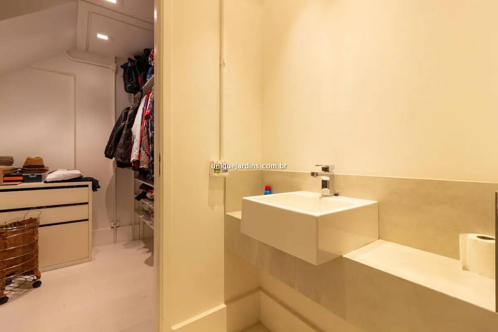 Apartamento à venda na Rua Haddock LoboJardim América - 999-apartamento-jardim-america-sao-paulo-094230-0.jpg