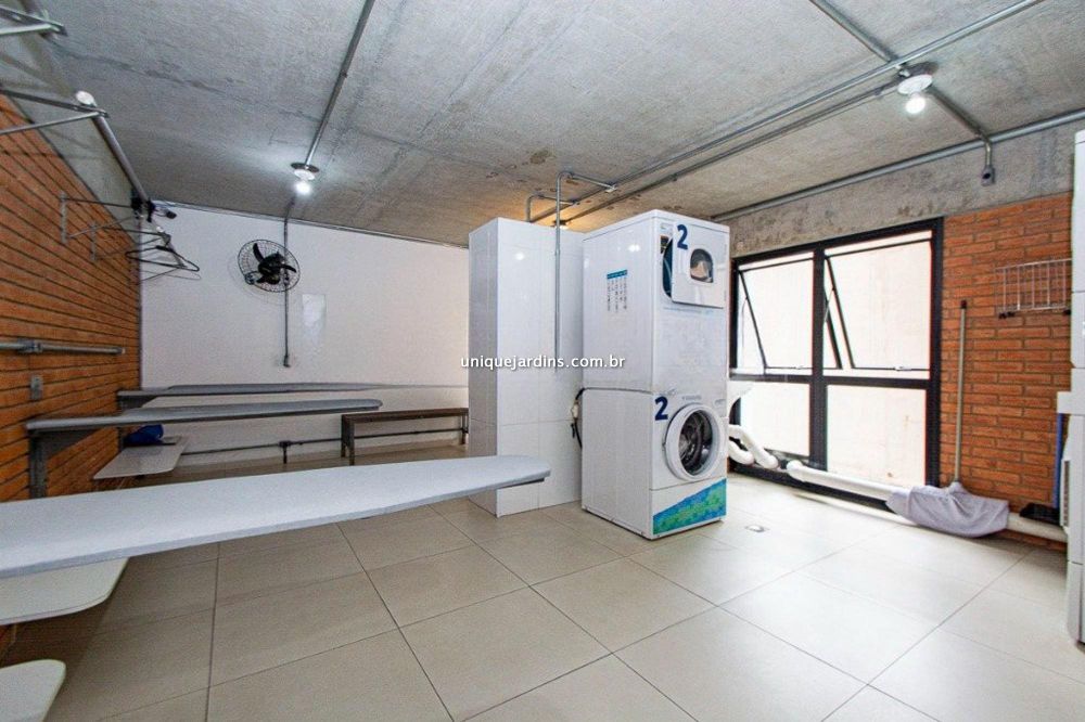 Apartamento para alugar na Rua Haddock LoboJardim América - 999-093213-1.jpg