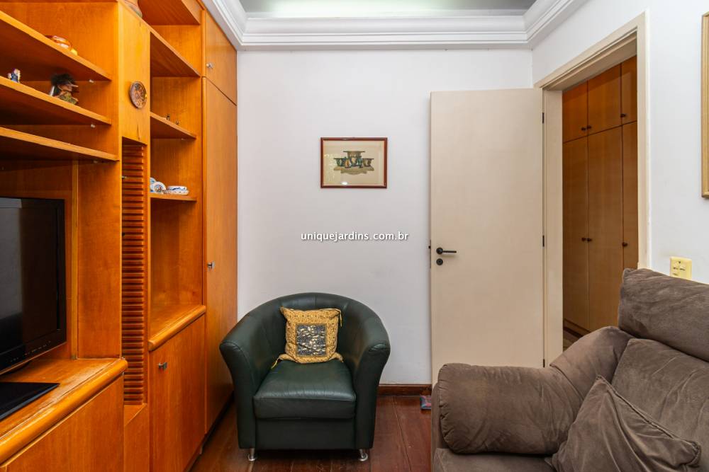 Apartamento à venda na Rua Bueno BrandãoVila Nova Conceição - 999-apartamento-vila-nova-conceicao-sao-paulo-105731-1.jpg