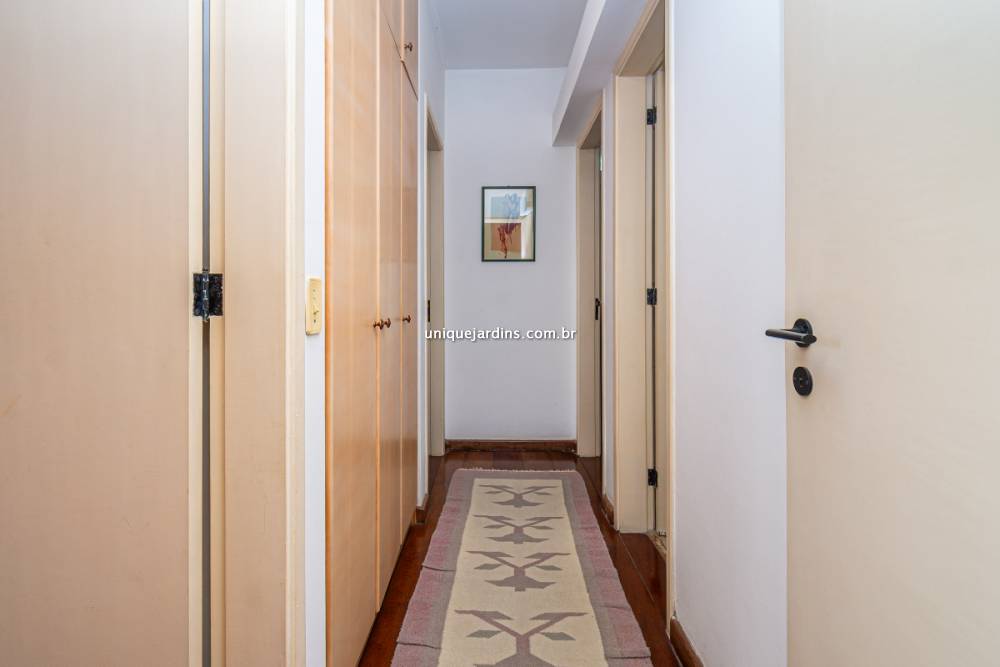 Apartamento à venda na Rua Bueno BrandãoVila Nova Conceição - 999-apartamento-vila-nova-conceicao-sao-paulo-105731-3.jpg
