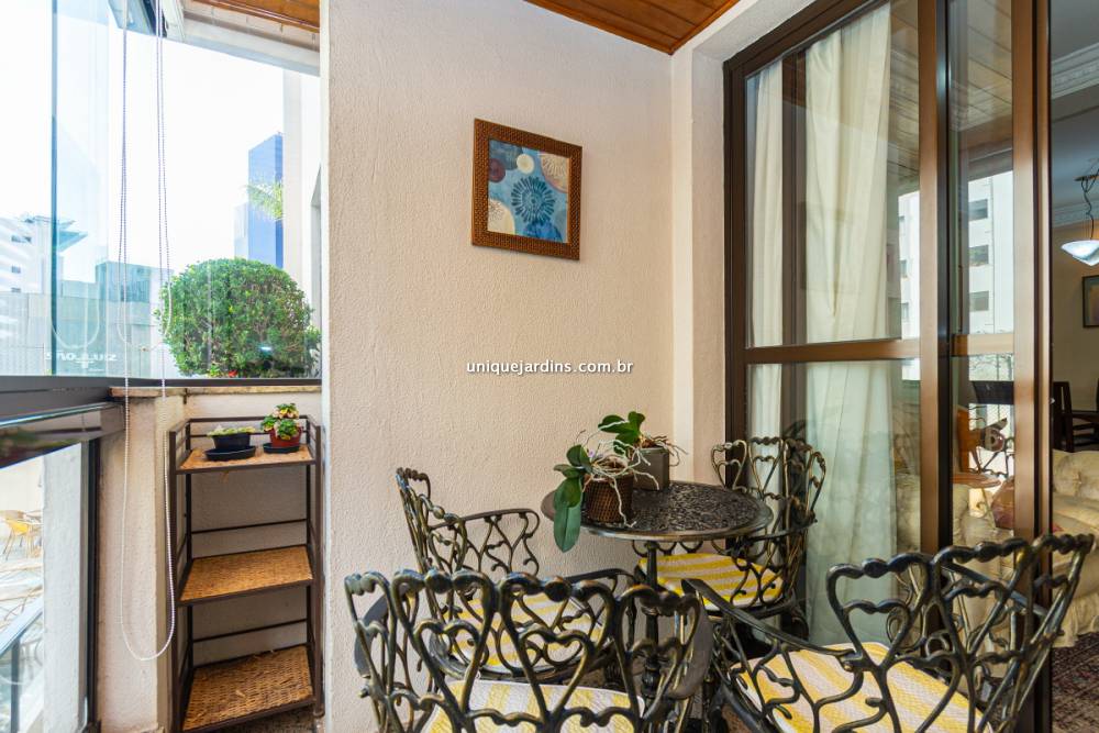 Apartamento à venda na Rua Bueno BrandãoVila Nova Conceição - 999-apartamento-vila-nova-conceicao-sao-paulo-105732-9.jpg