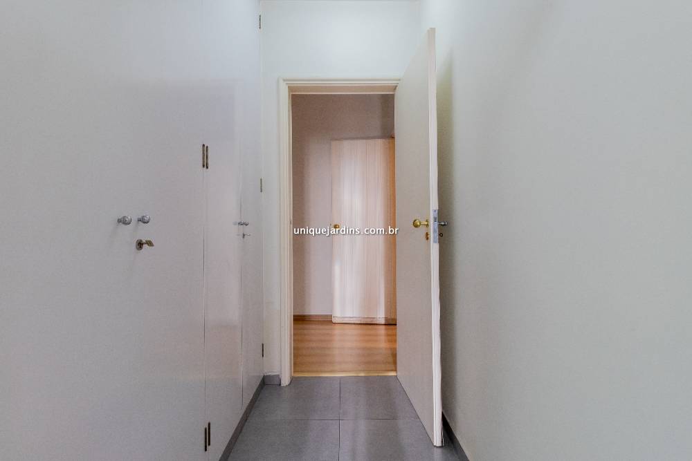 Apartamento à venda na Rua Dr. Gabriel dos SantosHigienópolis - 999-apartamento-higienopolis-sao-paulo-110300-1.jpg